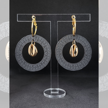 Load image into Gallery viewer, Loine Earrings