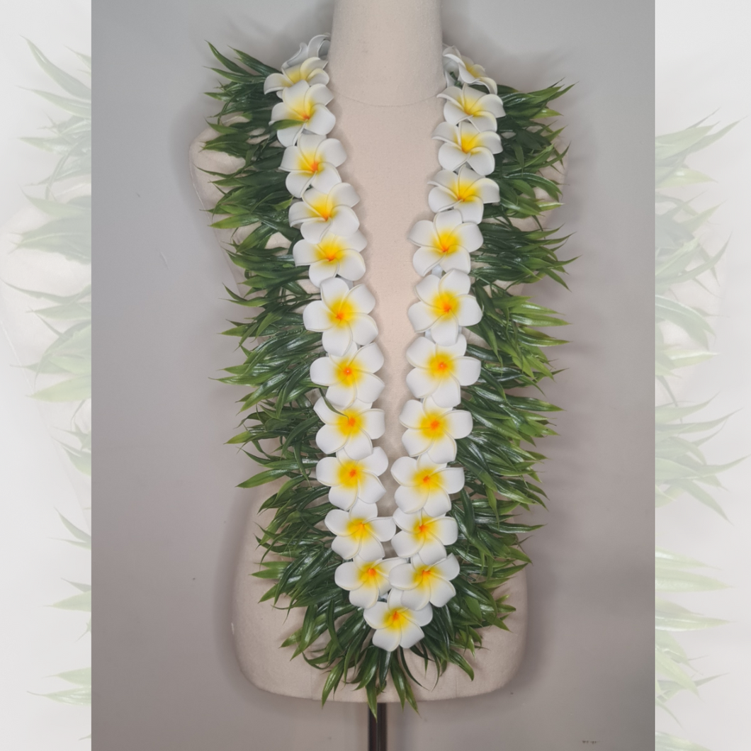 Faux Frangipani Flower Kahoa / Lei